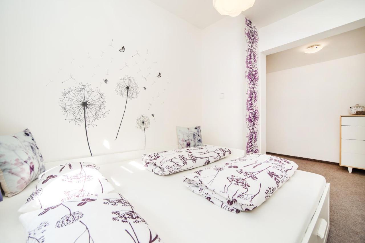 Lanoblessa Apartment Prague Exterior photo